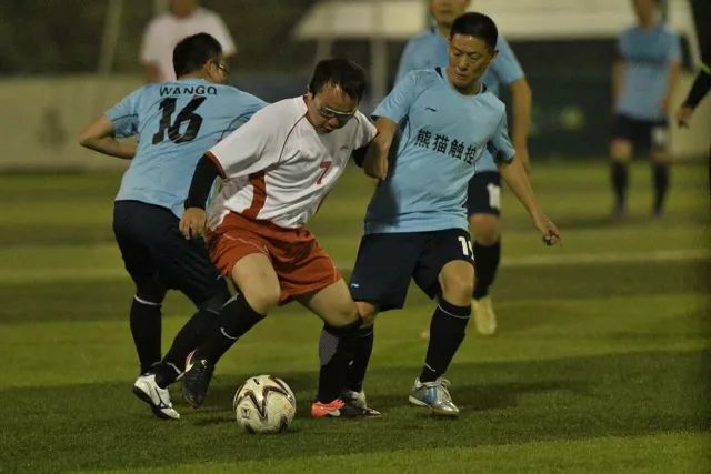 徐杰13+11广东大胜宁波 孙铭徽15分广厦胜同曦